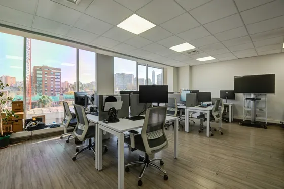 Oficina En Excelente Ubicación De Providencia