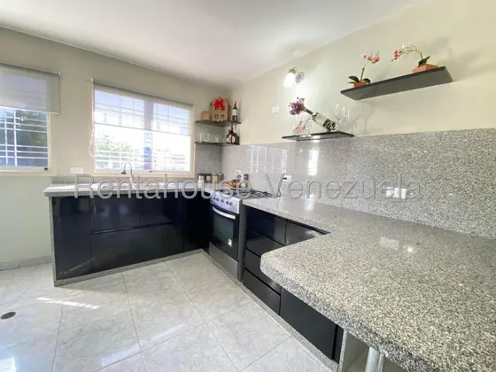 Rent-a-house Vende Bello Apartamento, Conectado A Pozo De Agua, La Ciudadela, Cagua, Estado Aragua, 25-8665 Gf