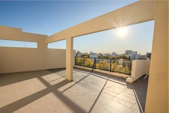 Venta Departamento En  Saenz Peña 2 Amb En Duplex Gran Terraza Propia