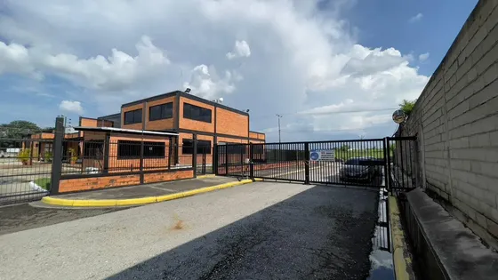 Complejo Industrial En Venta Velencia Carabobo Gr
