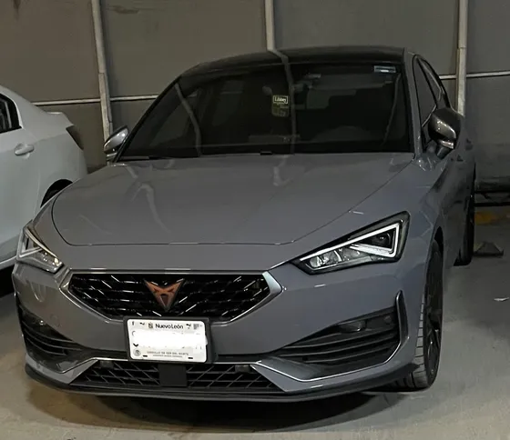 Cupra Leon 300hp