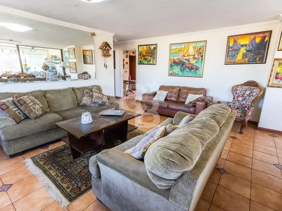 Amplio Y Privado Penthouse 4d/3b + 2 Estacionamientos