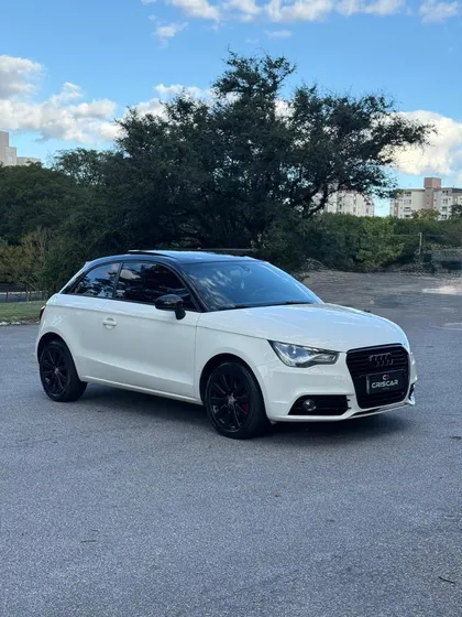 Audi A1 1.4 Tfsi Attraction S-tronic 3p