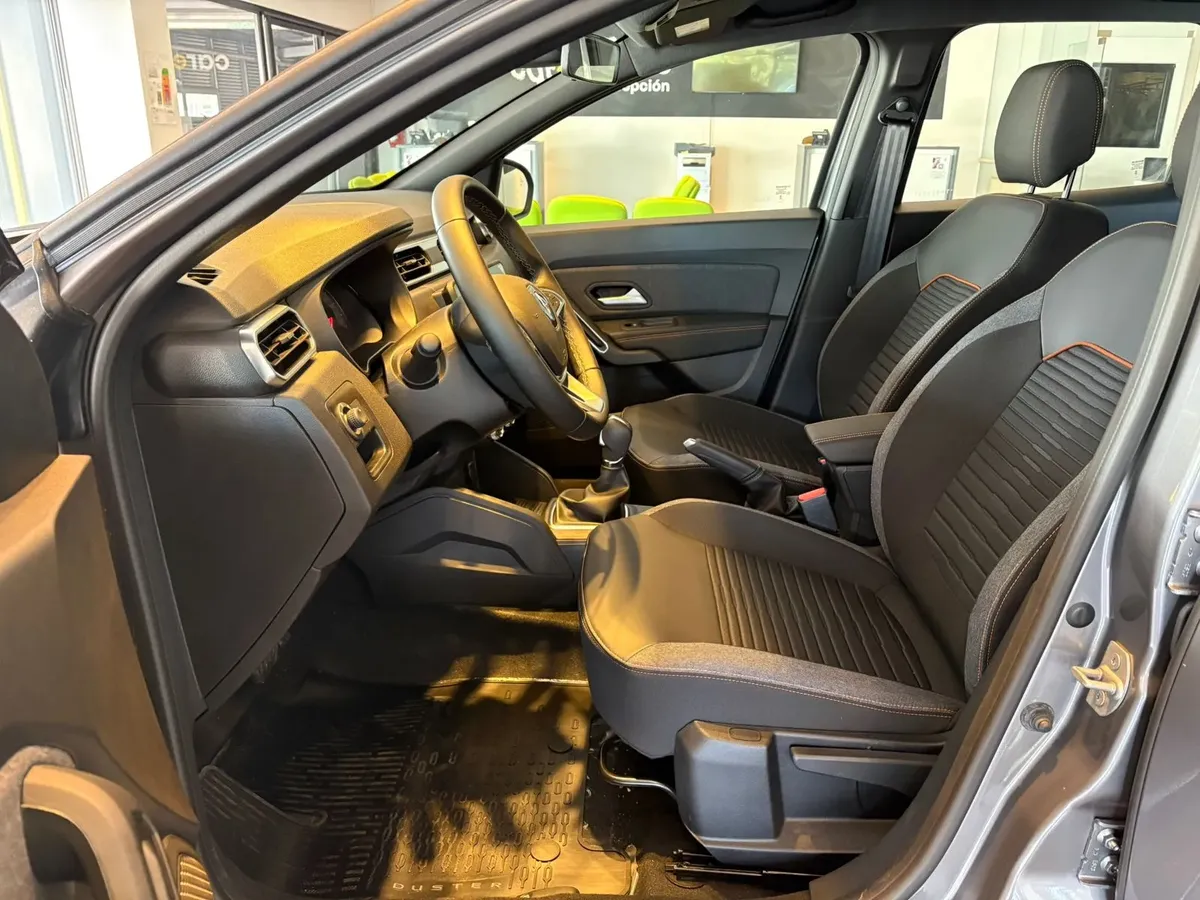Renault Duster Iconic 1.3T CVT565593710328565765