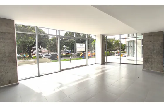 160m2 Local En Arriendo Envigado - Mayorca