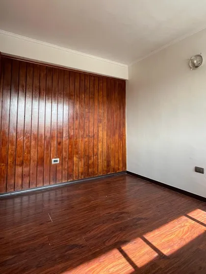 2d 1b En Providencia, Barrio Italia. Valor Incluye Gc