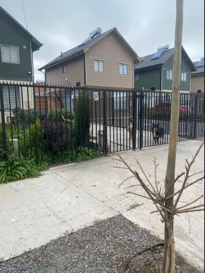Hermosa Y Amplia Casa En Arriendo Viñedos De Tutuquén