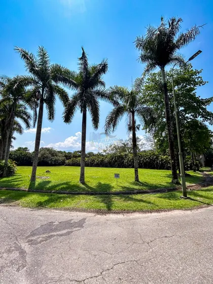 En Venta Lote En El Condominio Hacienda La Primavera En Villavicencio