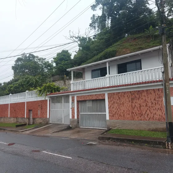 Casa De 4 Hab 3 Baños 5 Puestos Un Nivel 