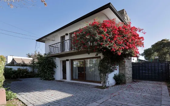 Casa Remodelada Y Luminoso A Pasos Del Grange 4d-3b