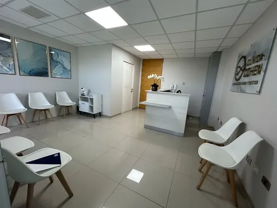 Oficina En Venta, Clínica Dental O Estética, Lo Barnechea