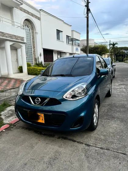 Nissan March 1.6 Sense