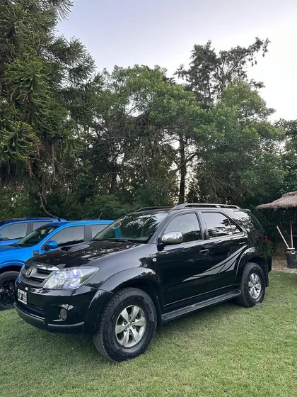 Toyota Hilux Sw4 3.0 Srv Cuero At