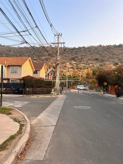 Hacienda Los Conquistadores Salvaterra Metro Las Mercedes