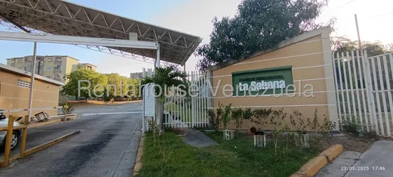 Apartamento En Venta La Sabana Guatire 25-18817. Jt
