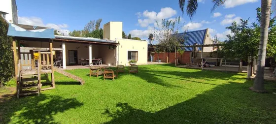 Venta Casa 3 Amb C/quincho Y Parque Tortuguitas