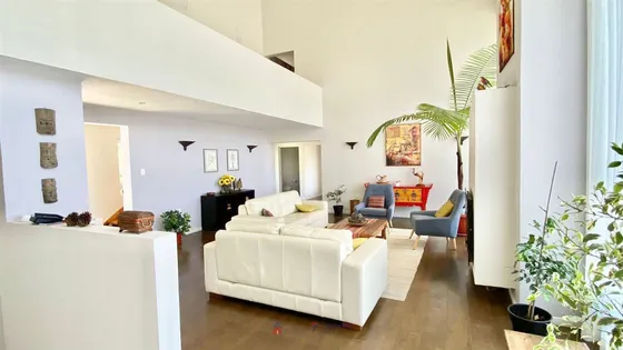 Casa En Venta De 7 Dorm. En Constitución