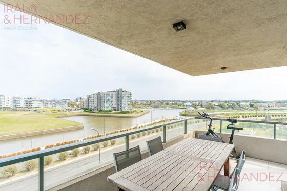 Venta Departamento 4 Amb C / Coch - Nordelta