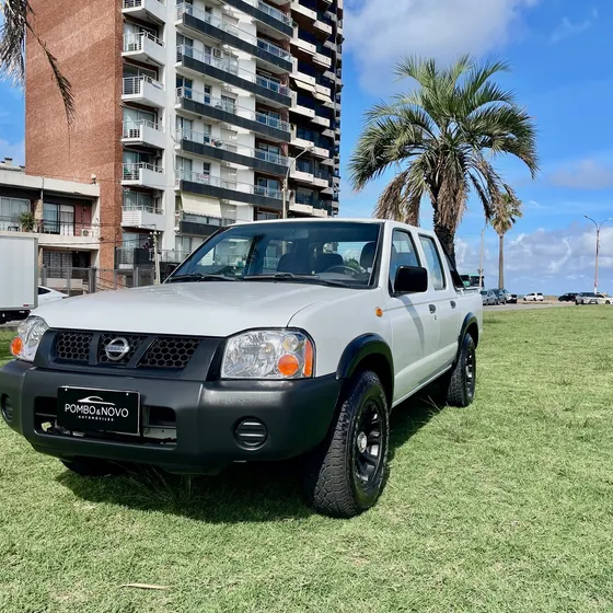 Nissan Frontier Lx Doble Cabina 2.4 Aa,dh, Doble Airbags Permuto Financio 100%