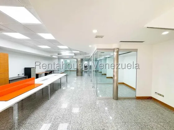 Local Alquiler Chuao El Rosal 27-3037