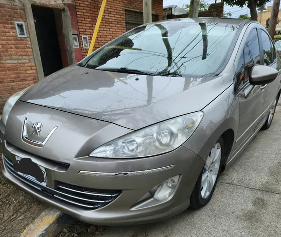 Peugeot 408 1.6 Allure Nav Hdi 115cv