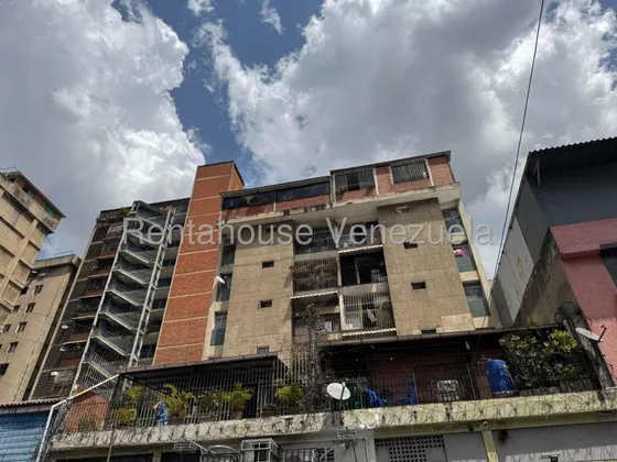 Apartamento En Venta Quinta Crespo 07/04 Jg