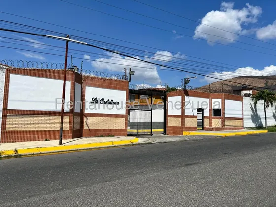 Se Vende Casa Moderna Y Amplia Conectado A Pozo Vigilancia Privada La Victoria 26-14327 Miriam