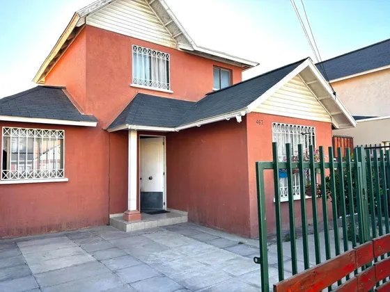 Excelente Casa En Fundadores De Curauma