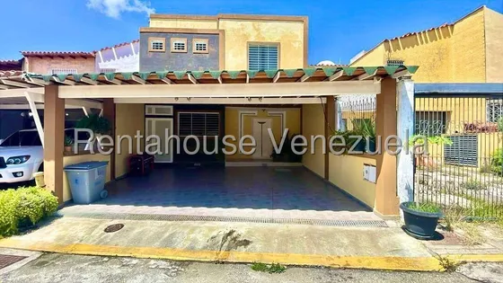 Venta Espectacular Casa Quinta, Situada En Una Estrategica Ubicacion De La Zona Este Urb Los Cardones Barquisimeto Rah Ve