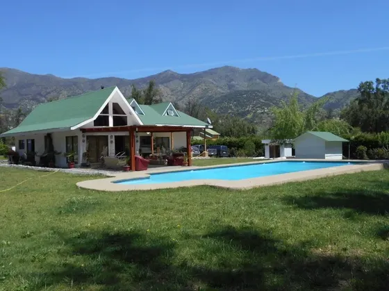 Casa En Venta En Club De Golf Pirque