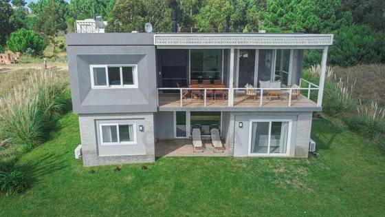 Casa En Venta En Costa Esmeralda, Ecuestre