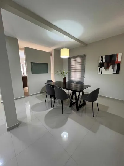 En Alquiler Hermosa Casa En Exclusivo Conjunto La Sabanita