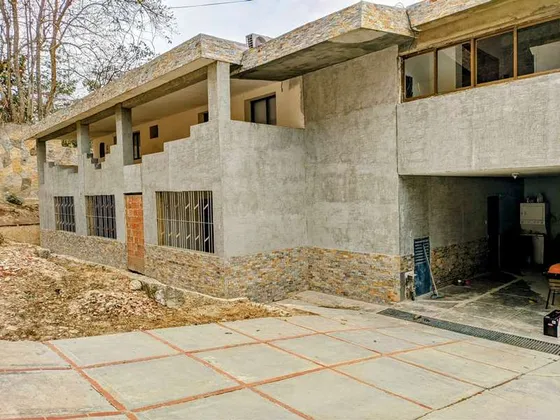 Mariana Vende Casa En La Entrada Naguanagua Rora