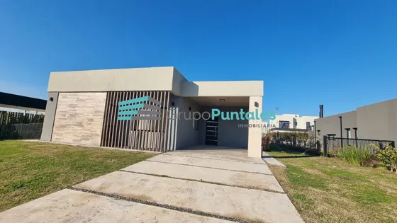 Oportunidad Única A Estrenar En Barrio Lagos De Canning Con Pileta De 8 X 4 Mts