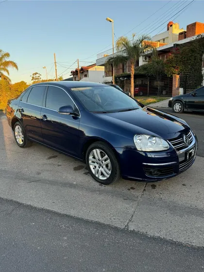 Volkswagen Vento 2.5 Advance 170cv