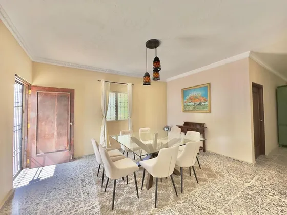 Casa En Venta, Cacicazgos