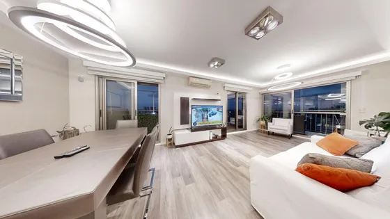Hermoso 3 Dorm En Solares De Montes De Oca Lujo