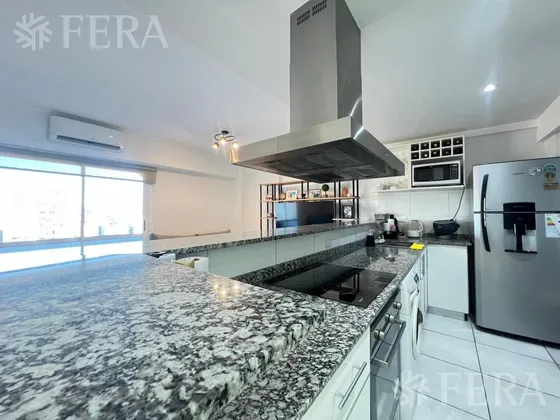 Venta Departamento  3 Ambientes Con Balcón En Lanusita