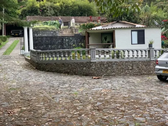Finca En Venta Ubicada En El Retiro Sector Fizebad (24441).