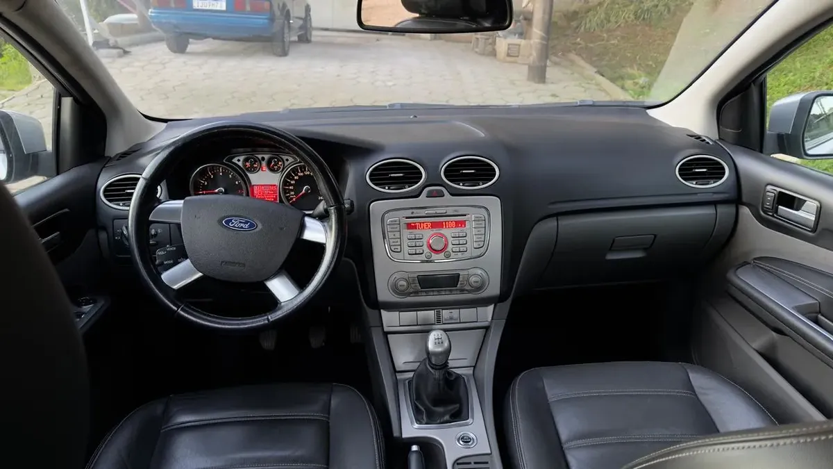 Ford Focus Sedan 2013 2.0 4p 130 Hp — foto 10