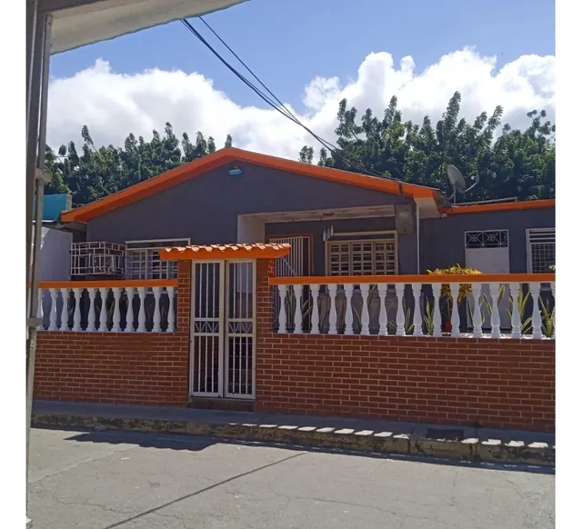 Venta De Casa En Puerto Cabello Urb El Milagro 08-30
