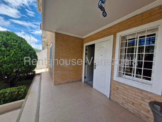 25-9010 Gbf Venta De Casa Duplex En La Victoria 