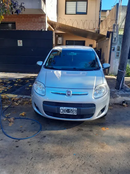 Fiat Palio Esscence 1.6