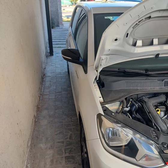 Volkswagen Up! 1.0 Pepper 101cv