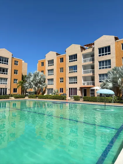 Cómodo Apartamento Con Todos Los Servicios En El C.r Marina Del Rey/ Hasta 8 Personas