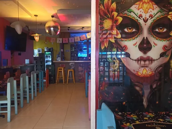 Vendo Restaurante Bar, Zona Universitaria, Ofic Y Comercio