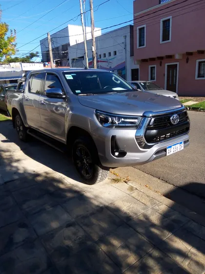 Toyota Hilux Pick-up 2.8 Cd Srv 204cv 4x4