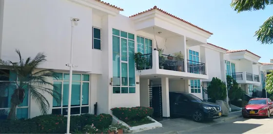Hermosa Casa Para Renta En Condominio Exclusivo-rodadero Smr