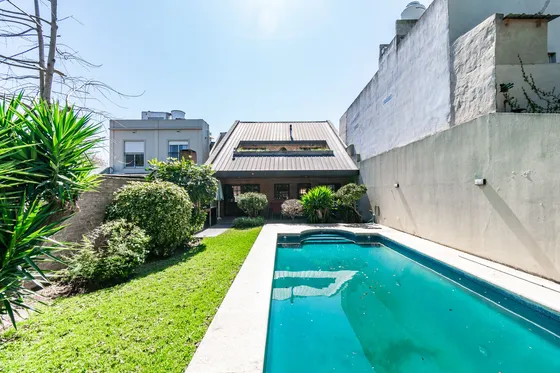 Venta Casa 5 Amb C/ Parque Pileta Cocheras Caseros