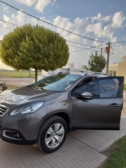 Peugeot 2008 1.6 Allure